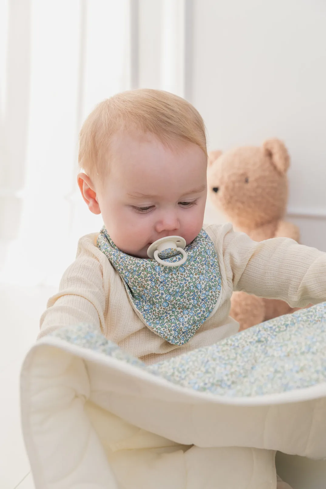 BIBS x LIBERTY Bandanna Bib Eloise/Ivory