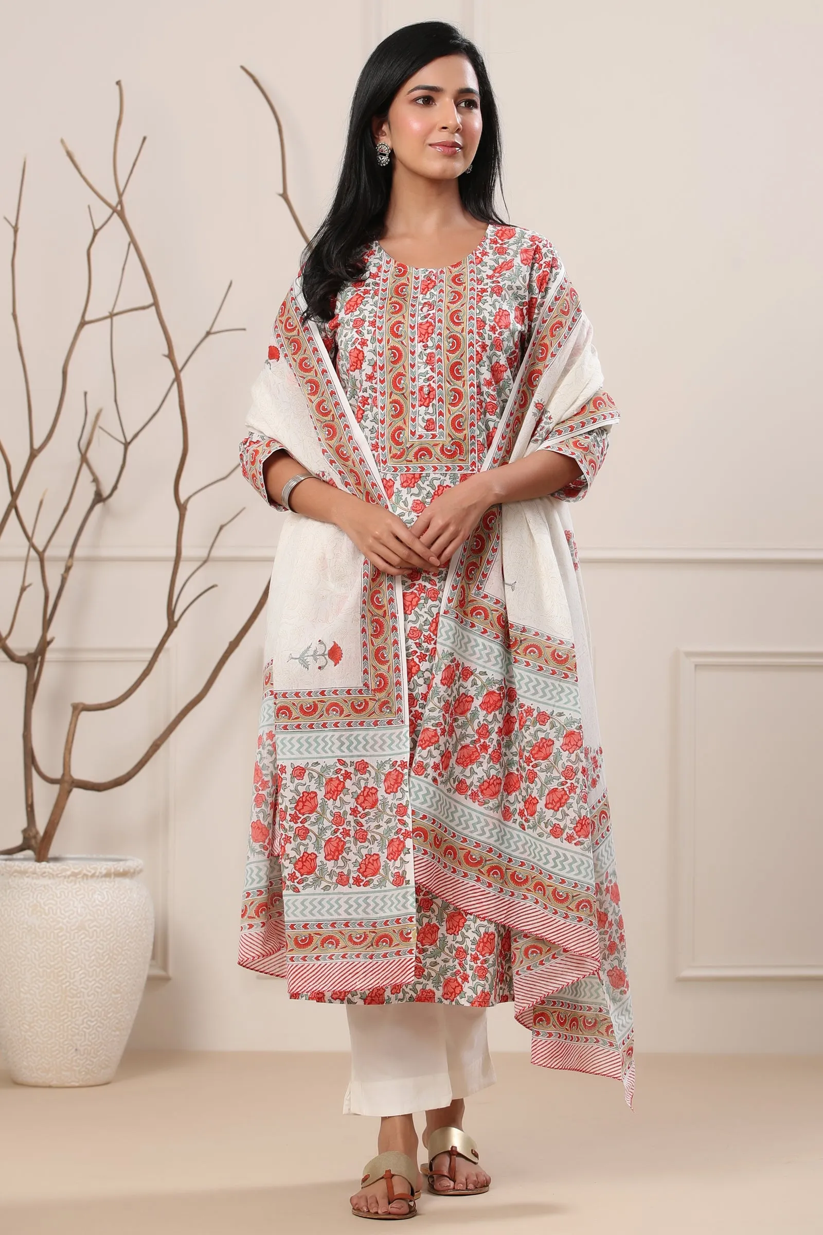 Firdous Farwa Peoney Jhaal Straight Kurta